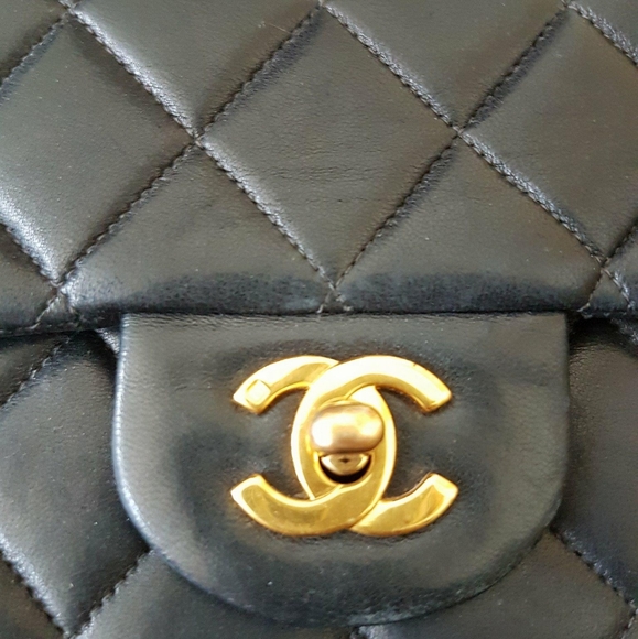 AUTHENTIC 1995 VINTAGE CHANEL CLASSIC LAMBSKIN FLAP BACKPACK WITH GHW - Picture 4 of 16